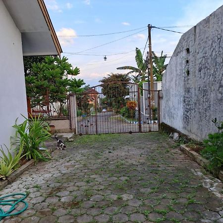Indo Homestay 말랑 외부 사진