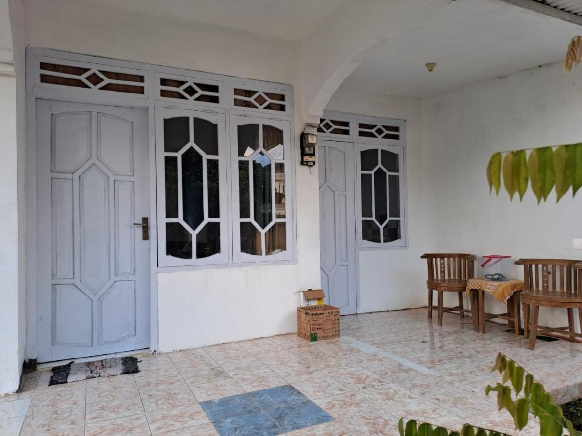 Indo Homestay 말랑 외부 사진